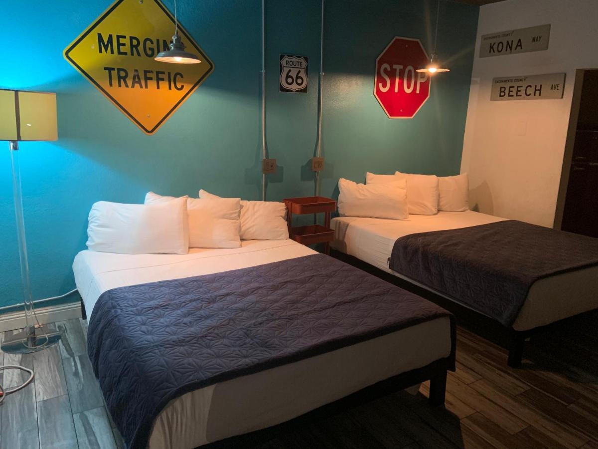 Desert Hills Motel Лас-Вегас Экстерьер фото